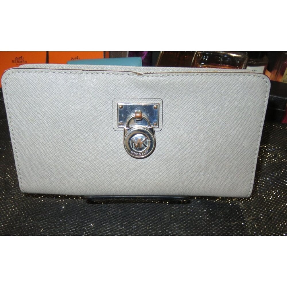 Michael Kors Saffiano Leather Hamilton Traveler Zip Around Wallet Lock Adorned